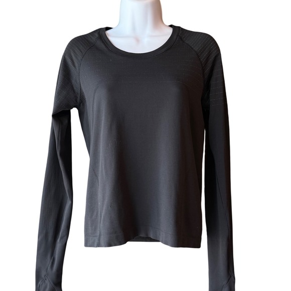lululemon athletica Tops - Lululemon Run Swiftly Long Sleeve Black Thumbhole Top Women's Size 8